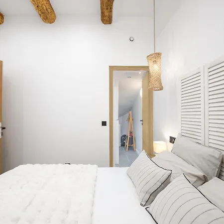 2 Pièces - Coeur De La Vieille - Eu Antibes